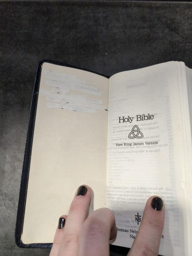 Holy Bible 1994 Snap Close Leather Bound Christian Religious Book