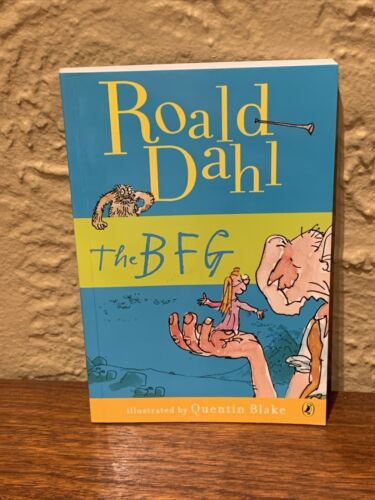 The Roald Dahl Collection 8 Book Paperback Box Set- Excellent Condition