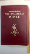 The New American Bible: Saint Joseph Edition Green Imitation Leather, Green