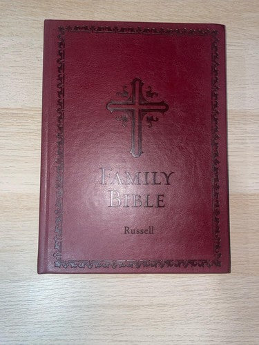 NKJV Family Bible New King James Version Large Print Study Bible
