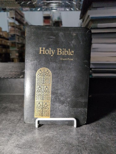 Holy Bible KJV King James Version Giant Print Reference Concordance Large Text
