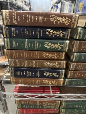 Lot of 150 The Romance Treasury Association Hardback Novels Harlequin Set Decor