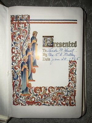Vintage 1945 World Bible  King James Version Concordance Zipper White Amber