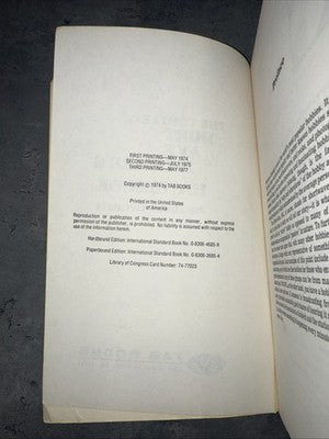 Complete Shortwave Listeners Handbook by Hank Bennet (1974, Paperback)