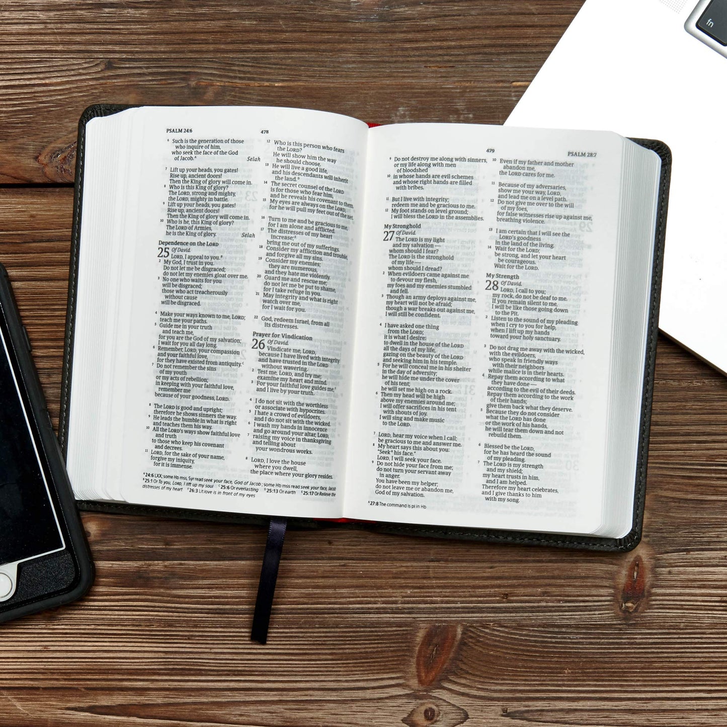 CSB On-the-Go Bible, Charcoal Arrow CSB Bibles by Holman