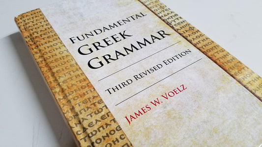 Fundamental Greek Grammar (Greek and English Edition) James W. Voelz - Good