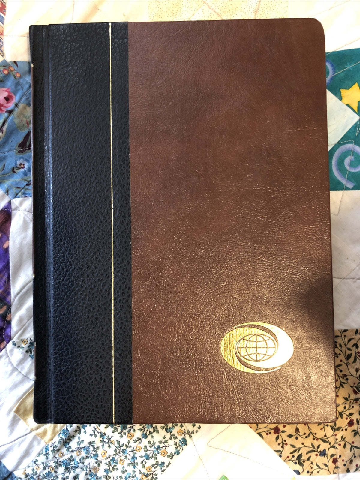 Vintage Hard Cover World Book Encyclopedia 1977 Complete 22 Volume Set