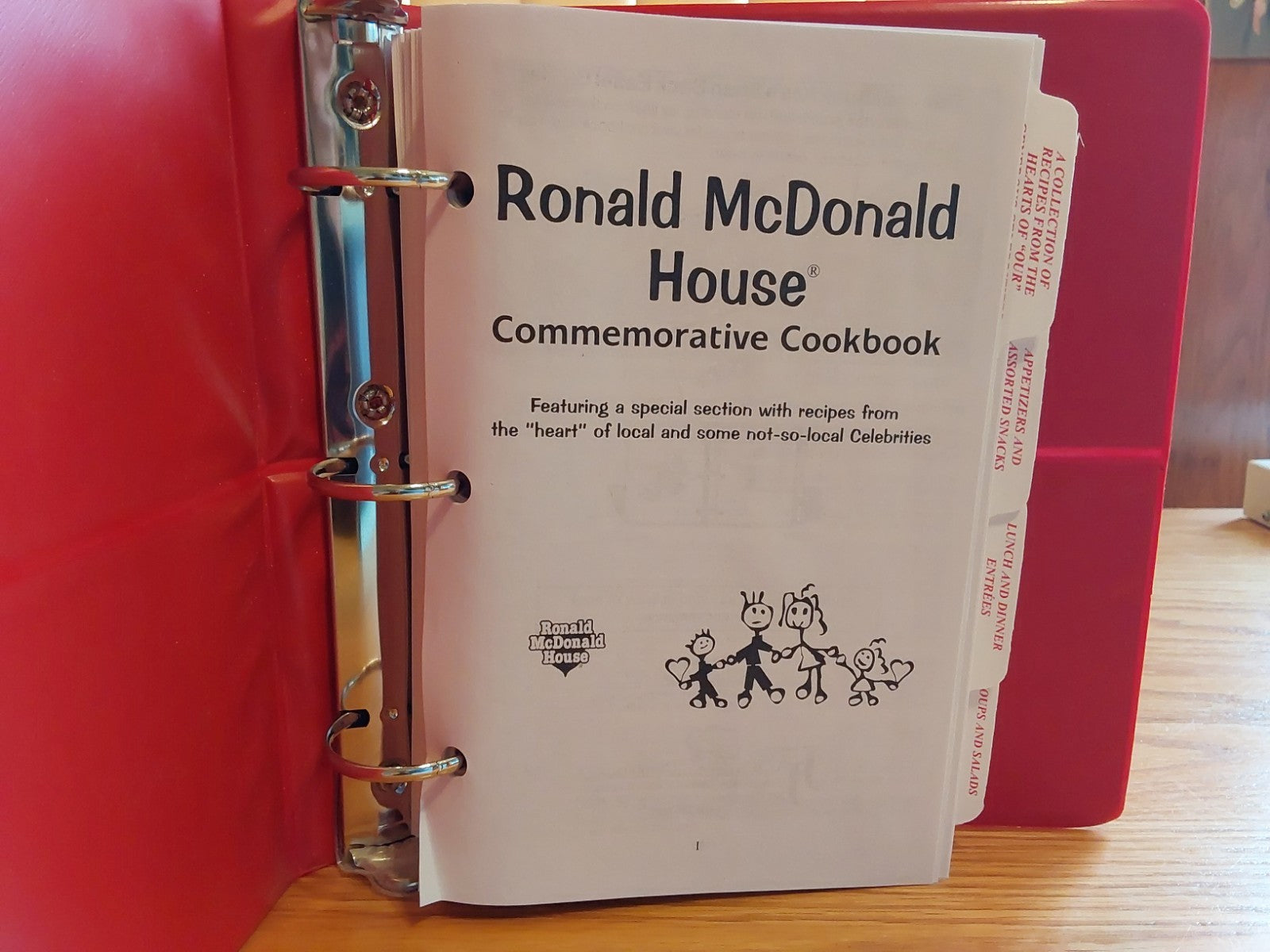Ronald McDonald House Commemorative Cookbook Binder 2005 Columbus Ohio
